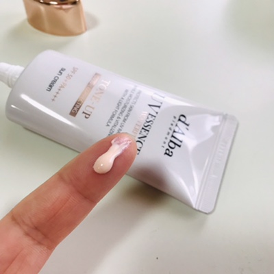 ウォータフルトーンアップサンクリーム/ダルバ/日焼け止めクリームを使ったクチコミ（2枚目）