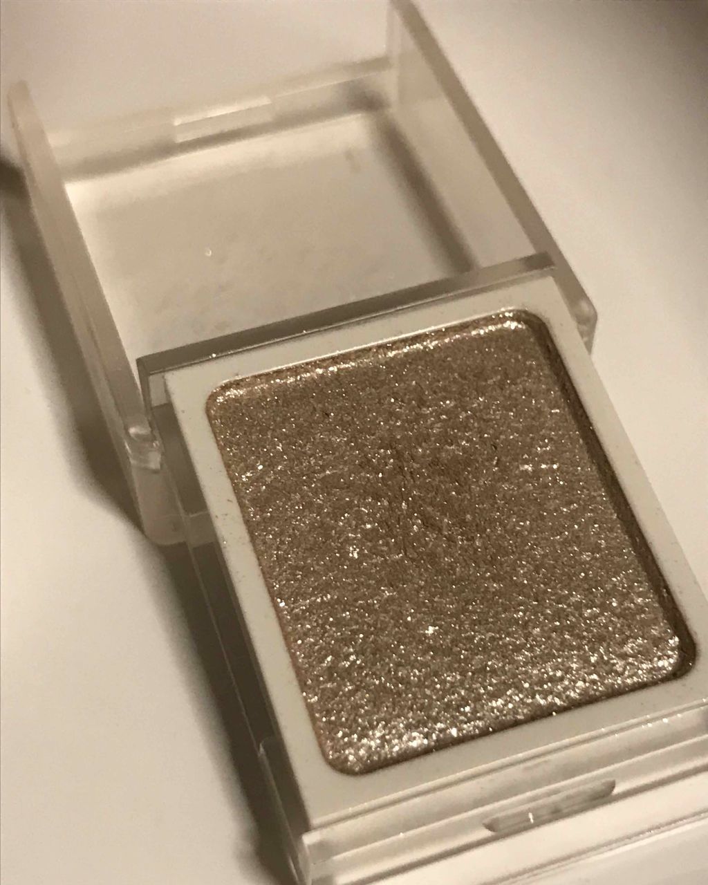 アイカラー/無印良品/単色アイシャドウを使ったクチコミ(1枚目)