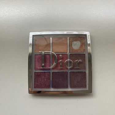 Dior ディオール バックステージ アイ パレットのクチコミ「最新！！
💄~トレンド感満載の大人垢抜け赤メイク~💄

こんにちは！

おひめぇです！

今回.....」（2枚目）