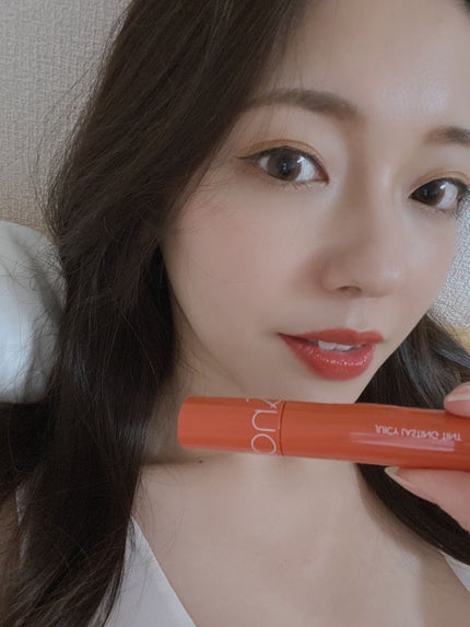 ジューシーラスティングティント/rom&nd/リップティントを使ったクチコミ(2枚目)