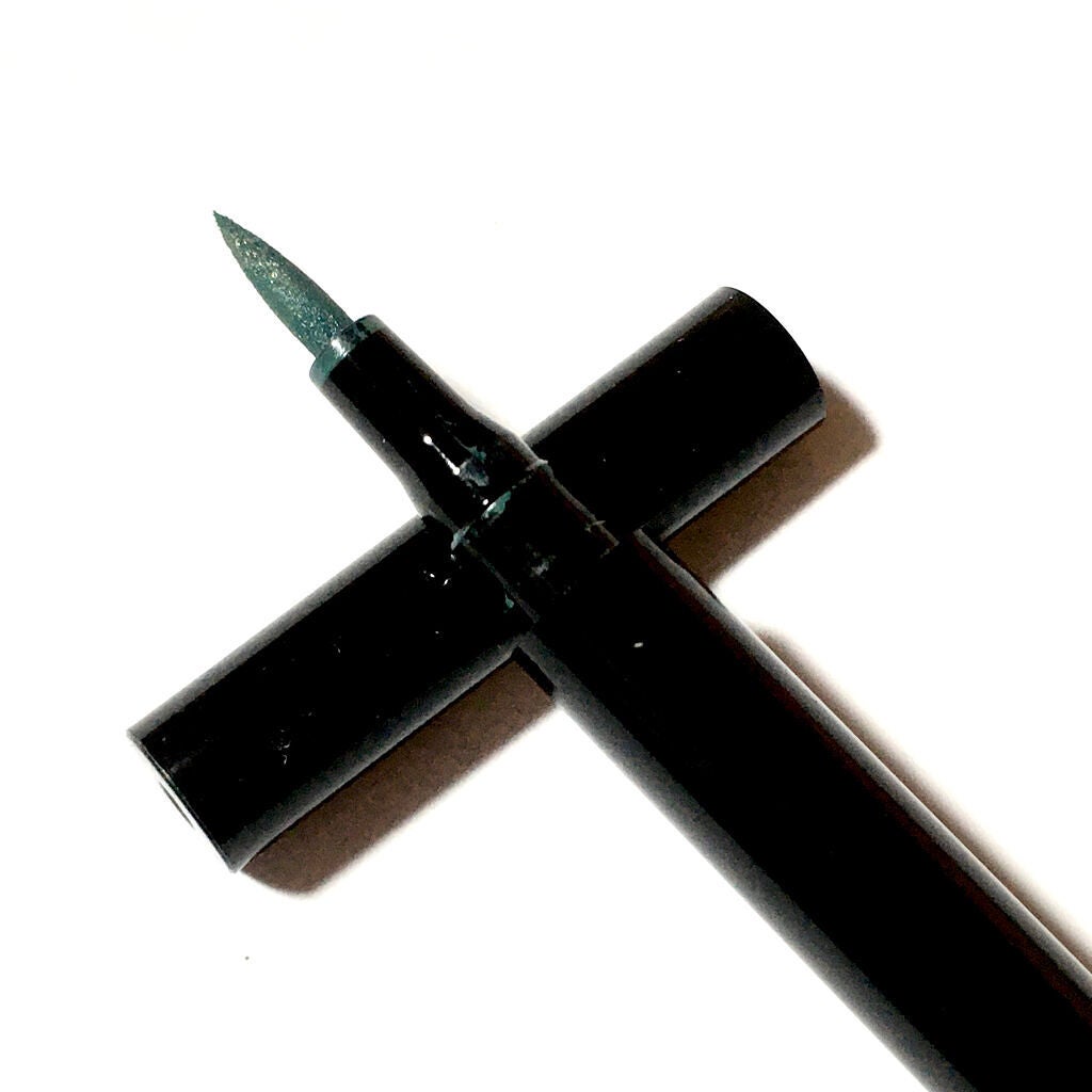 UR GLAM POWDER EYESHADOW/U R GLAM/単色アイシャドウを使ったクチコミ(3枚目)