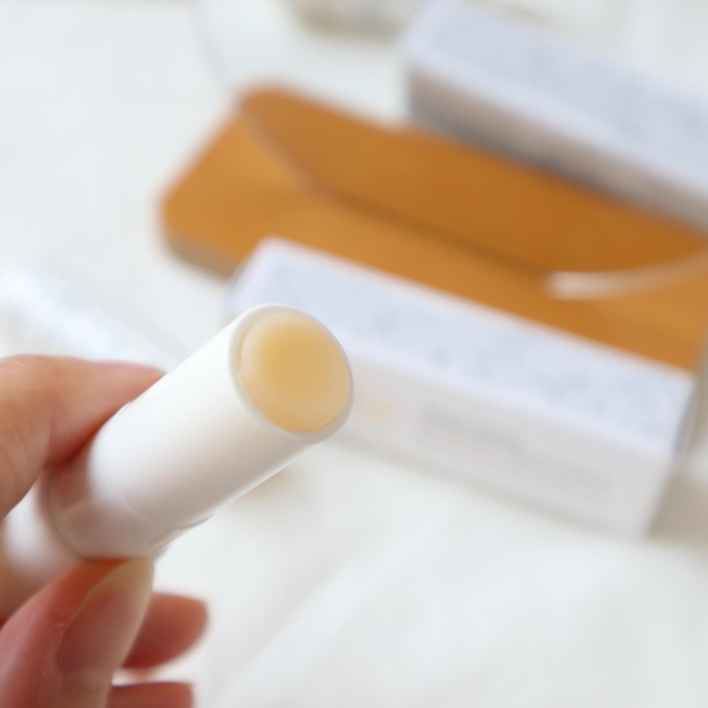 ホワイトトリュフナリシングセラムリップバーム/ダルバ/リップバームを使ったクチコミ(3枚目)