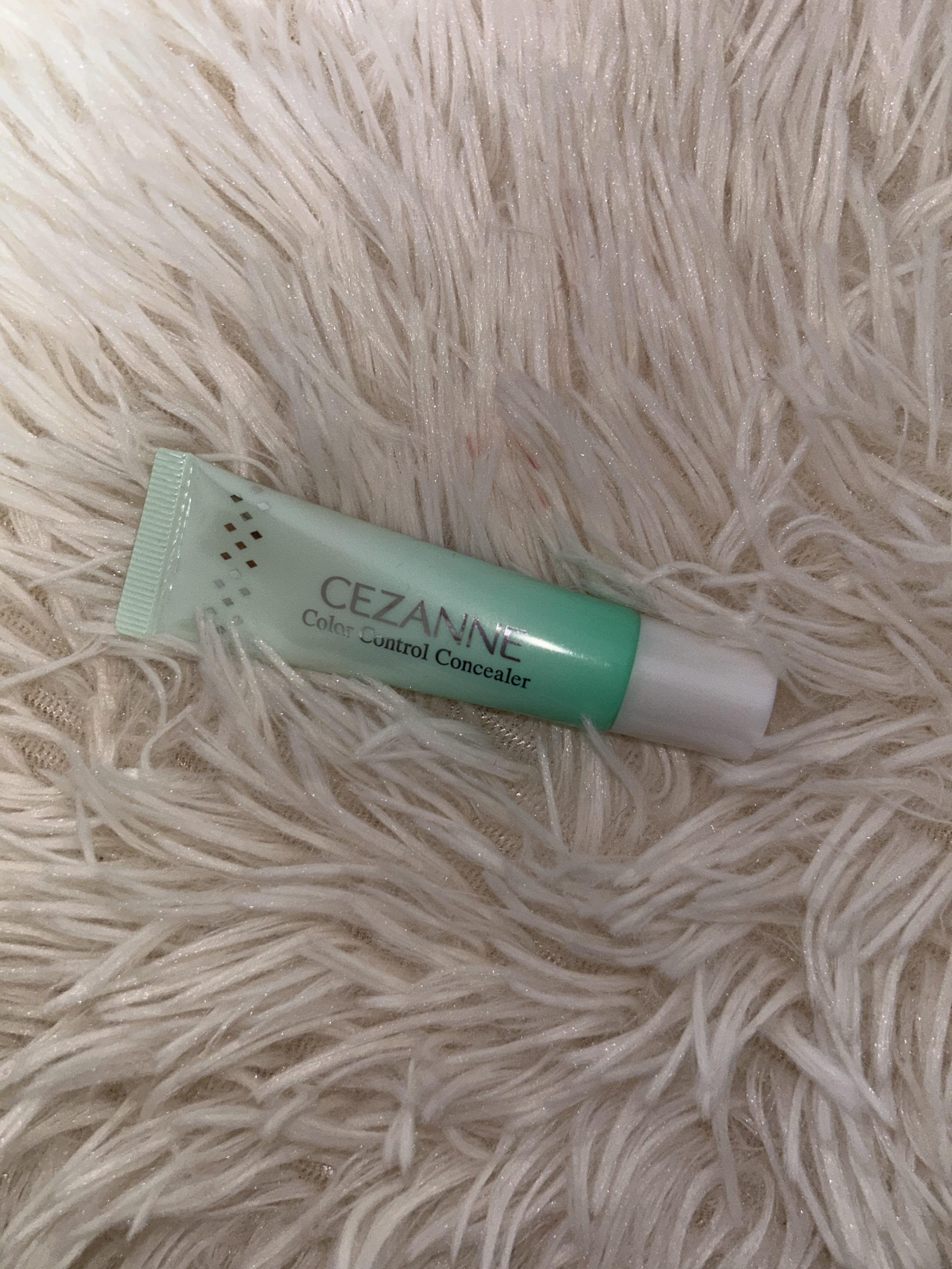 赤み補正コンシーラー/CEZANNE/クリームコンシーラーを使ったクチコミ（1枚目）