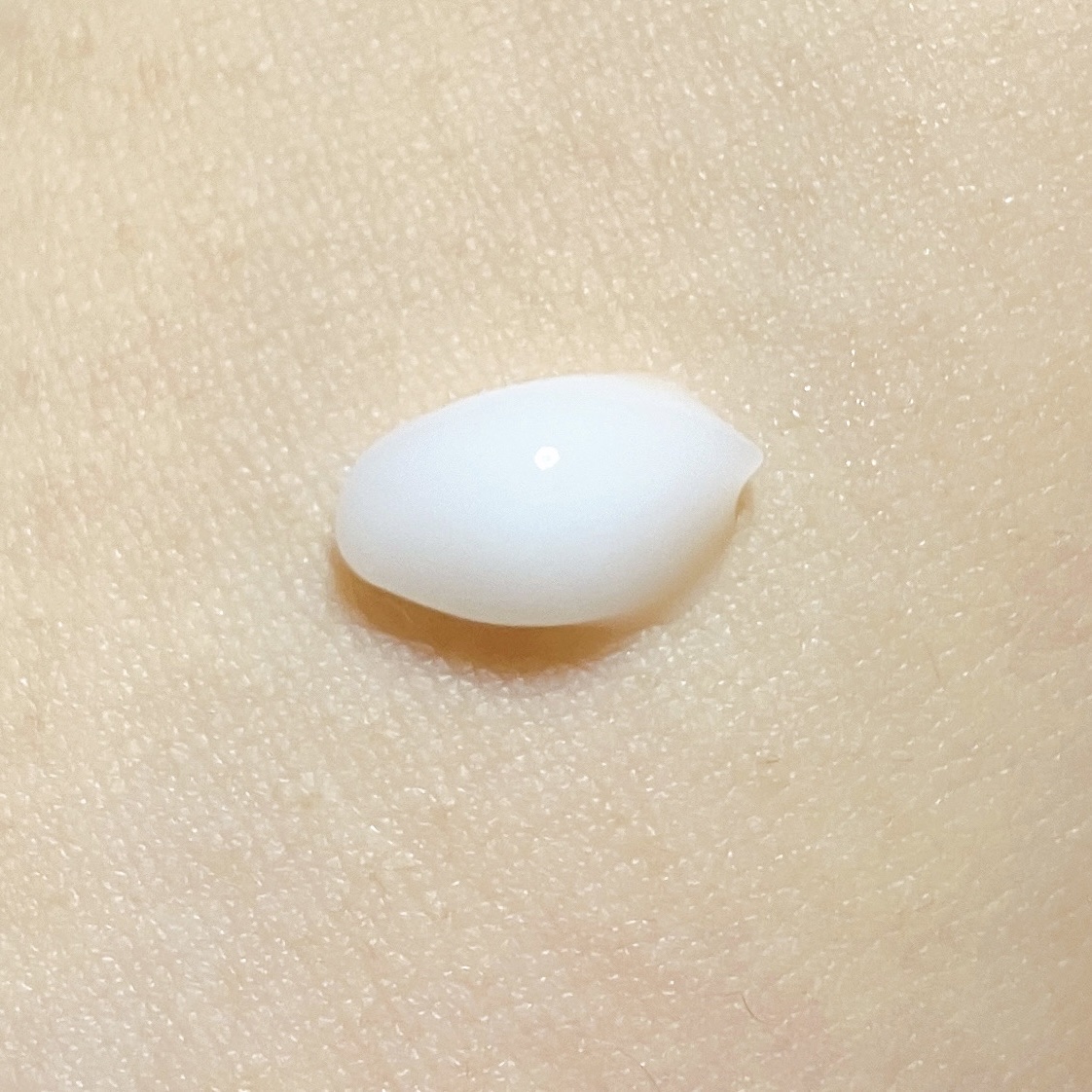 エッセンスインヘアミルク/オルビス/ヘアミルクを使ったクチコミ（2枚目）