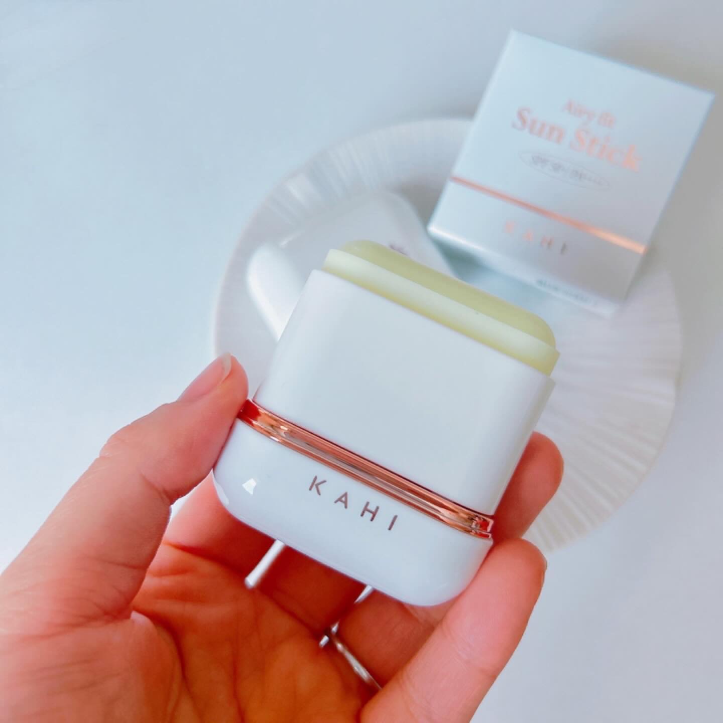 エアリーフィットサンスティック/KAHI/日焼け止めスティックを使ったクチコミ（2枚目）
