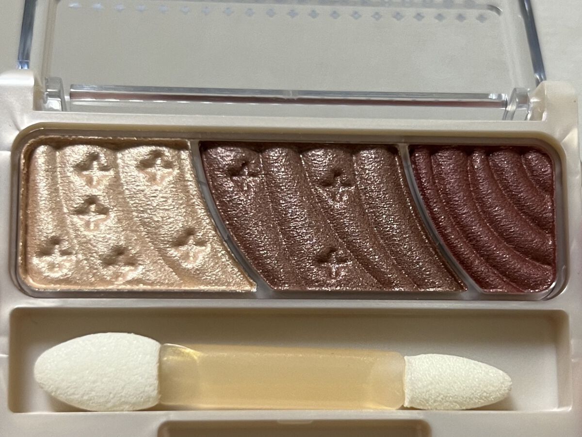 トーンアップアイシャドウ/CEZANNE/アイシャドウパレットを使ったクチコミ（2枚目）