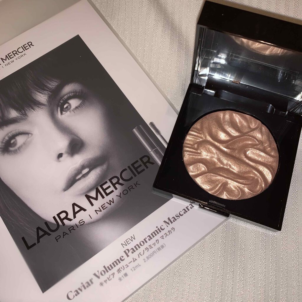 フェイスイルミネーター/ローラ メルシエ/パウダーハイライトを使ったクチコミ（1枚目）