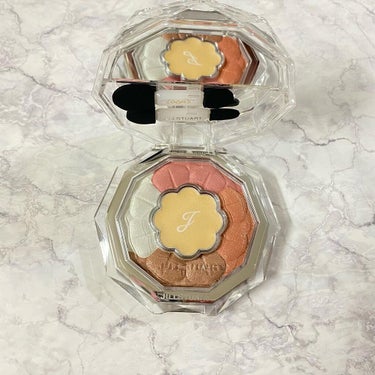 ジルスチュアート ブルームクチュール アイズ 08 tulip bouquet(限定)/JILL STUART/アイシャドウパレットを使ったクチコミ（1枚目）