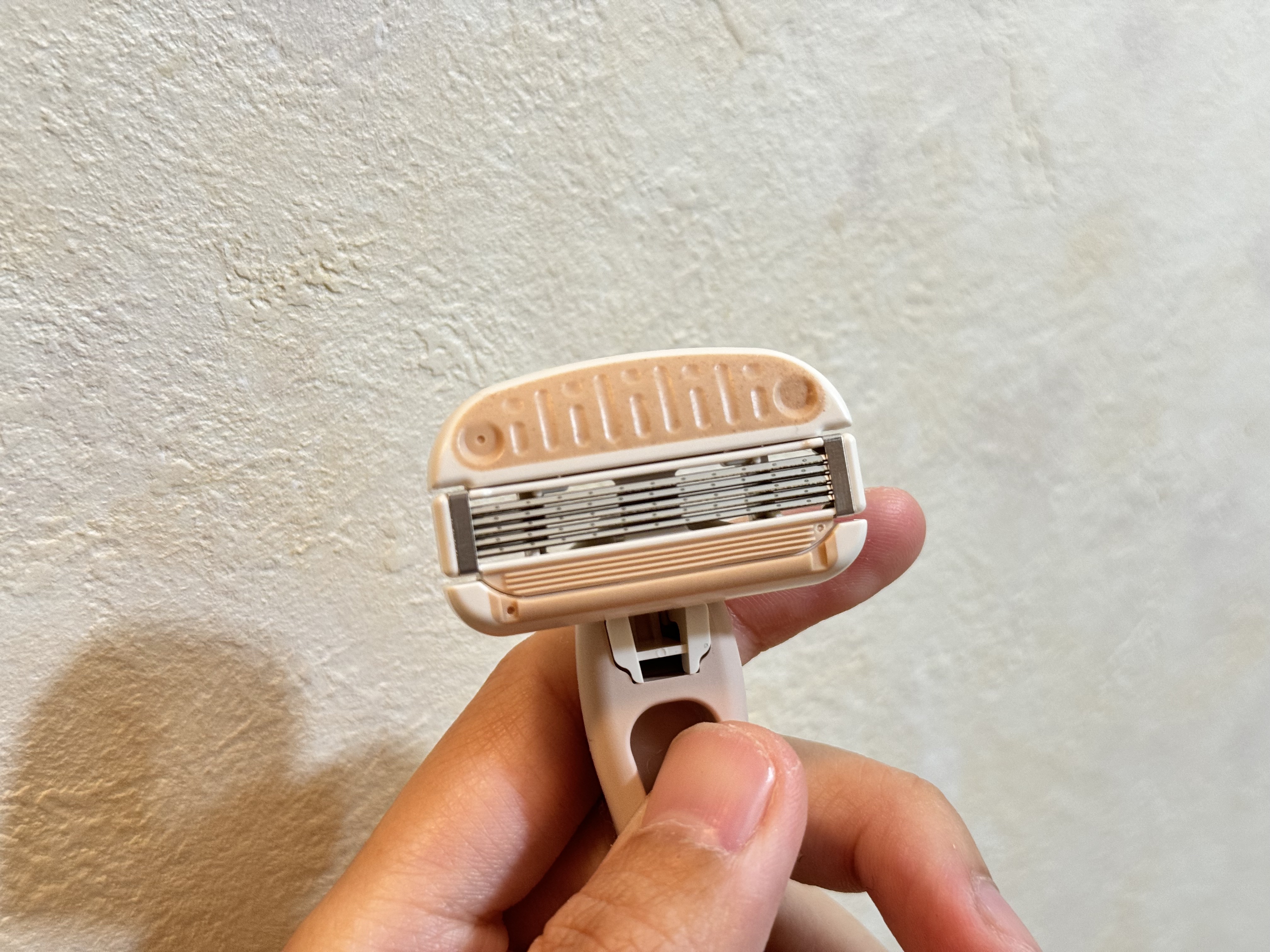 miness ボディ用カミソリ 替刃2個付/貝印/シェーバーを使ったクチコミ（2枚目）