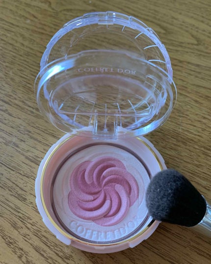 スマイルアップチークス/コフレドール/パウダーチークを使ったクチコミ(2枚目)