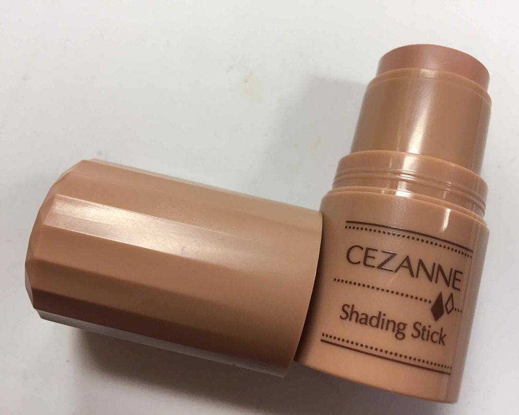 シェーディングスティック/CEZANNE/シェーディングを使ったクチコミ(2枚目)