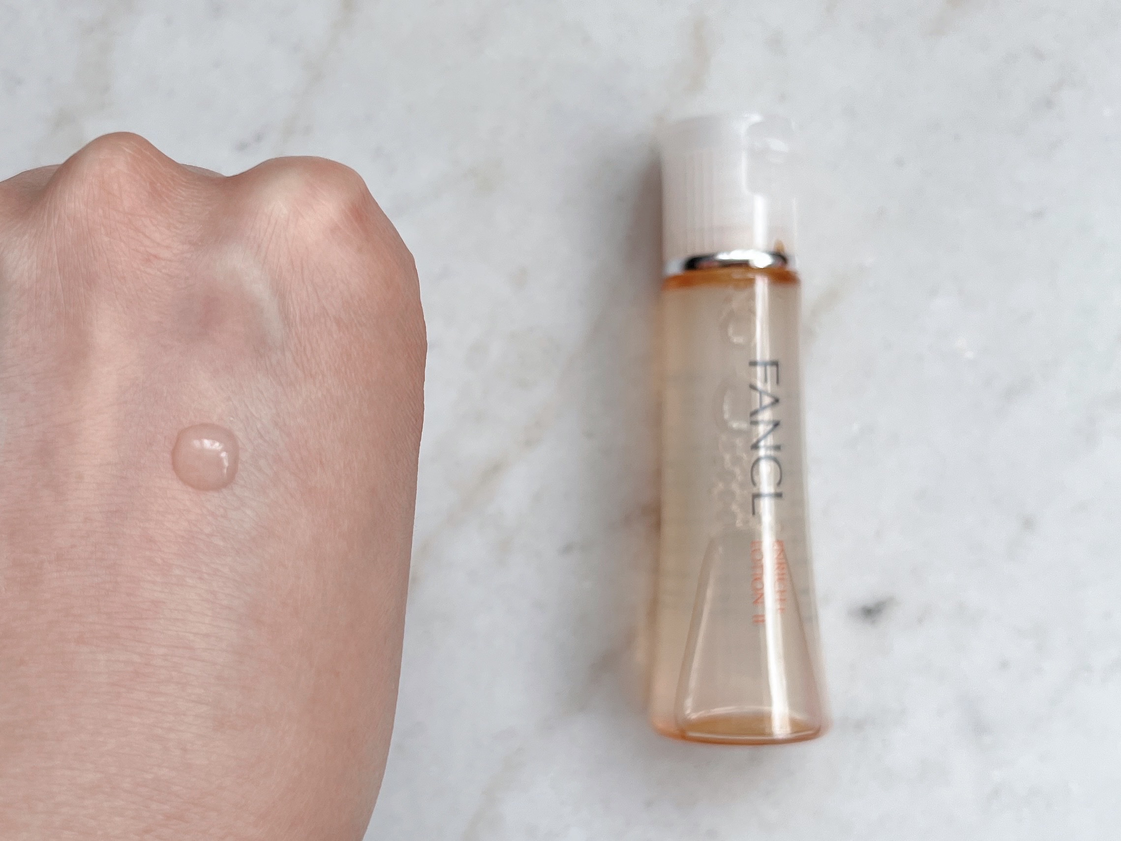 エンリッチプラス 化粧液Ⅱ しっとり ＜医薬部外品＞/ファンケル/化粧水を使ったクチコミ（2枚目）