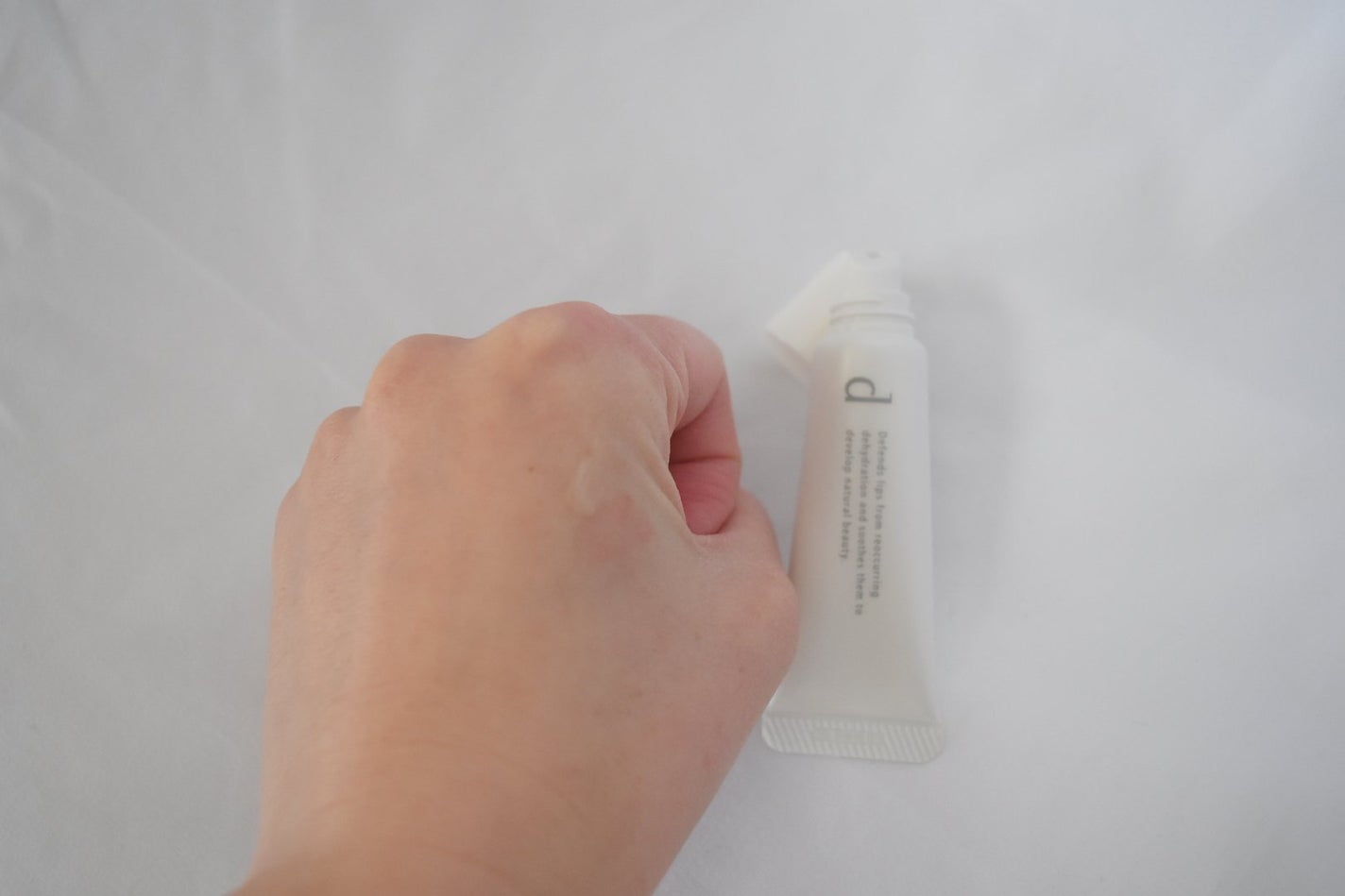 リップモイストエッセンス N/d プログラム/リップ美容液を使ったクチコミ(3枚目)