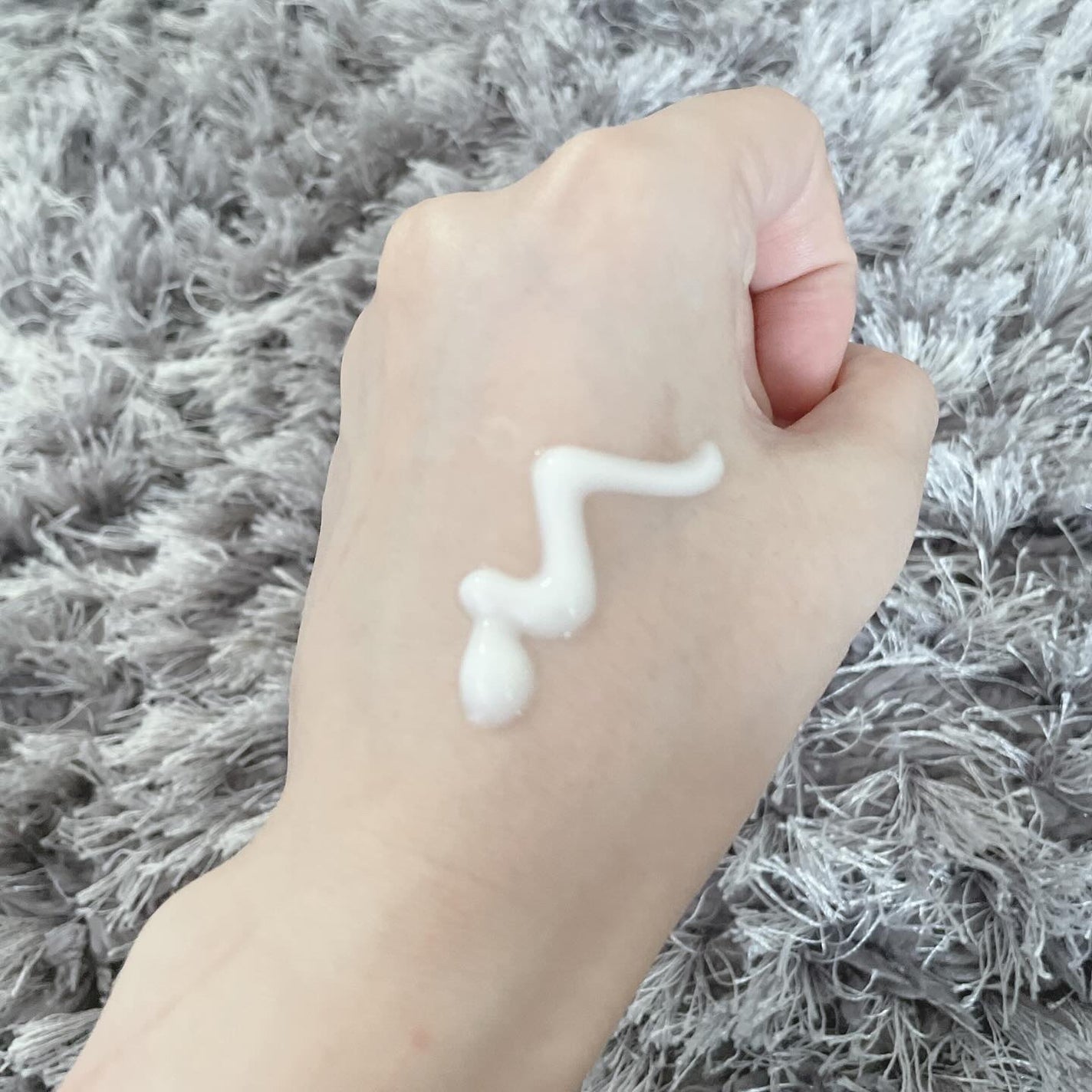 コエンリッチ ザ プレミアム 薬用CICAリペア ハンドクリーム N 【医薬部外品】/コエンリッチQ10/ハンドクリームを使ったクチコミ(2枚目)