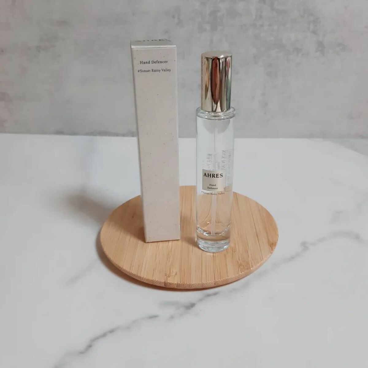 アーレス ハンド ディフェンサー #サンセット レイニー バレーのクチコミ「AHRES (アーレス)

ハンドディフェンサー

〈 サンセットレイニーバレー 〉
15ml.....」（2枚目）