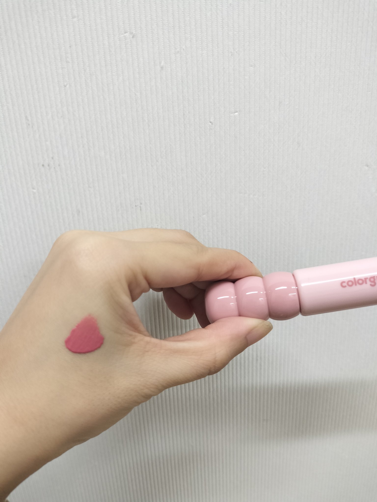 タンフルグラスティント/Colorgram/リップティントを使ったクチコミ（3枚目）