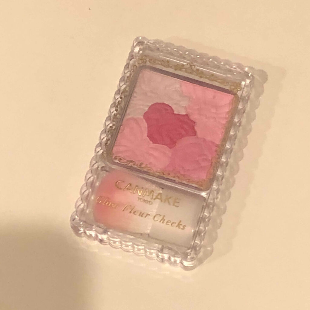 グロウフルールチークス/キャンメイク/パウダーチークを使ったクチコミ（1枚目）