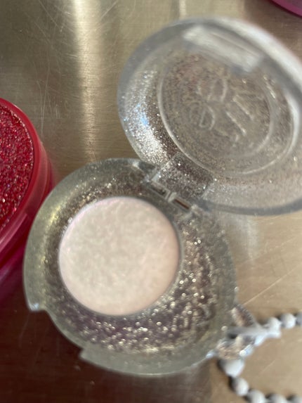 フィー グリッツストーンハイライター/fwee/パウダーハイライトを使ったクチコミ(2枚目)