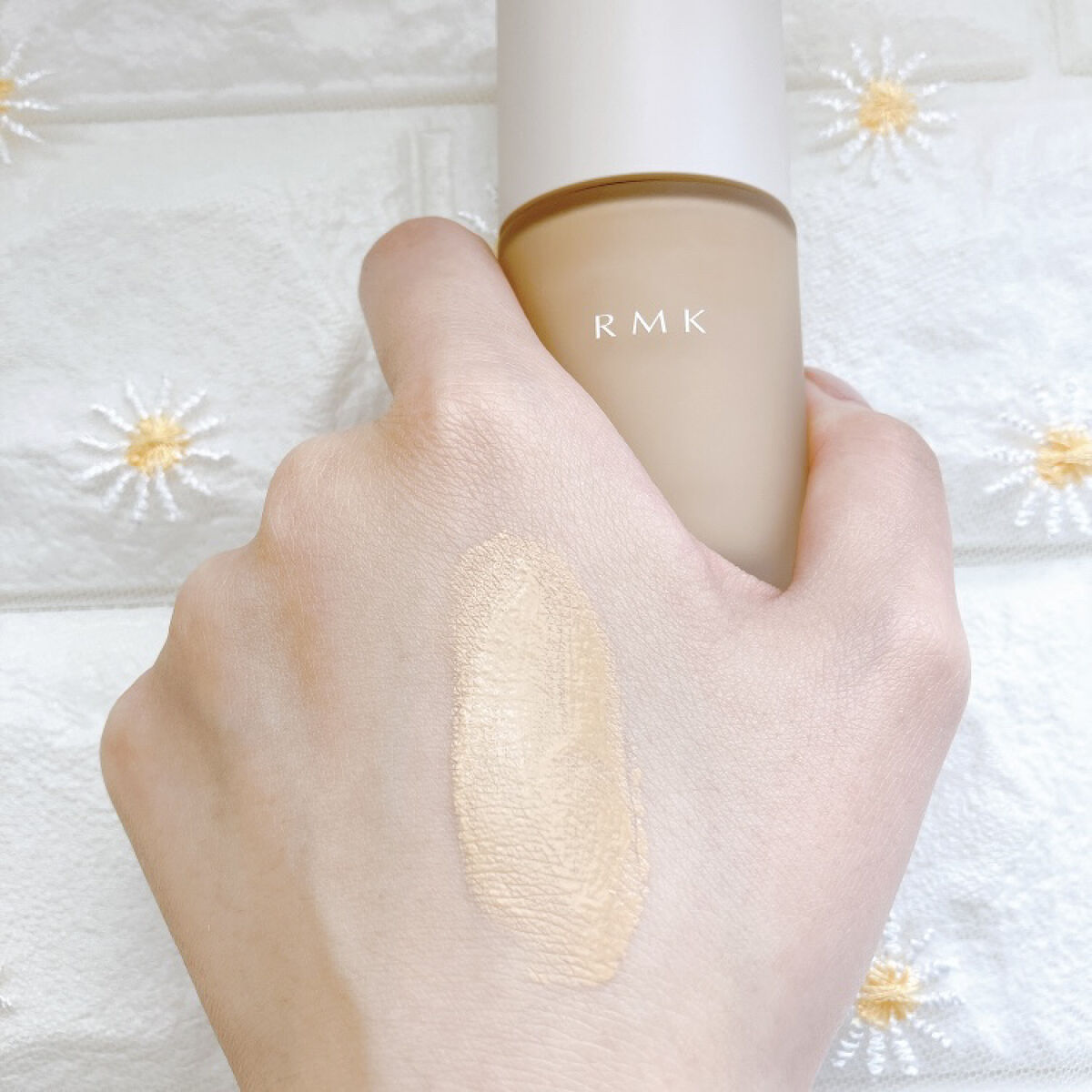 RMK リクイドファンデーション フローレスカバレッジ/RMK/リキッドファンデーションを使ったクチコミ（3枚目）