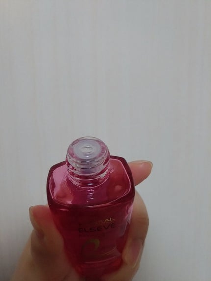 エクストラオーディナリー オイル エクラアンペリアル 艶髪オイル/ロレアル パリ/ヘアオイルを使ったクチコミ(2枚目)