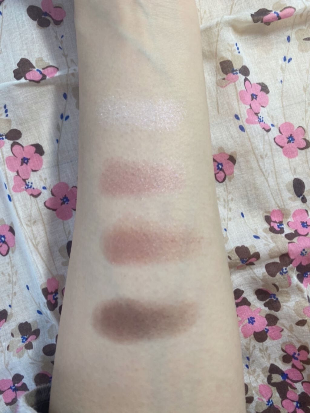 スキニーリッチシャドウ/excel/アイシャドウパレットを使ったクチコミ(4枚目)