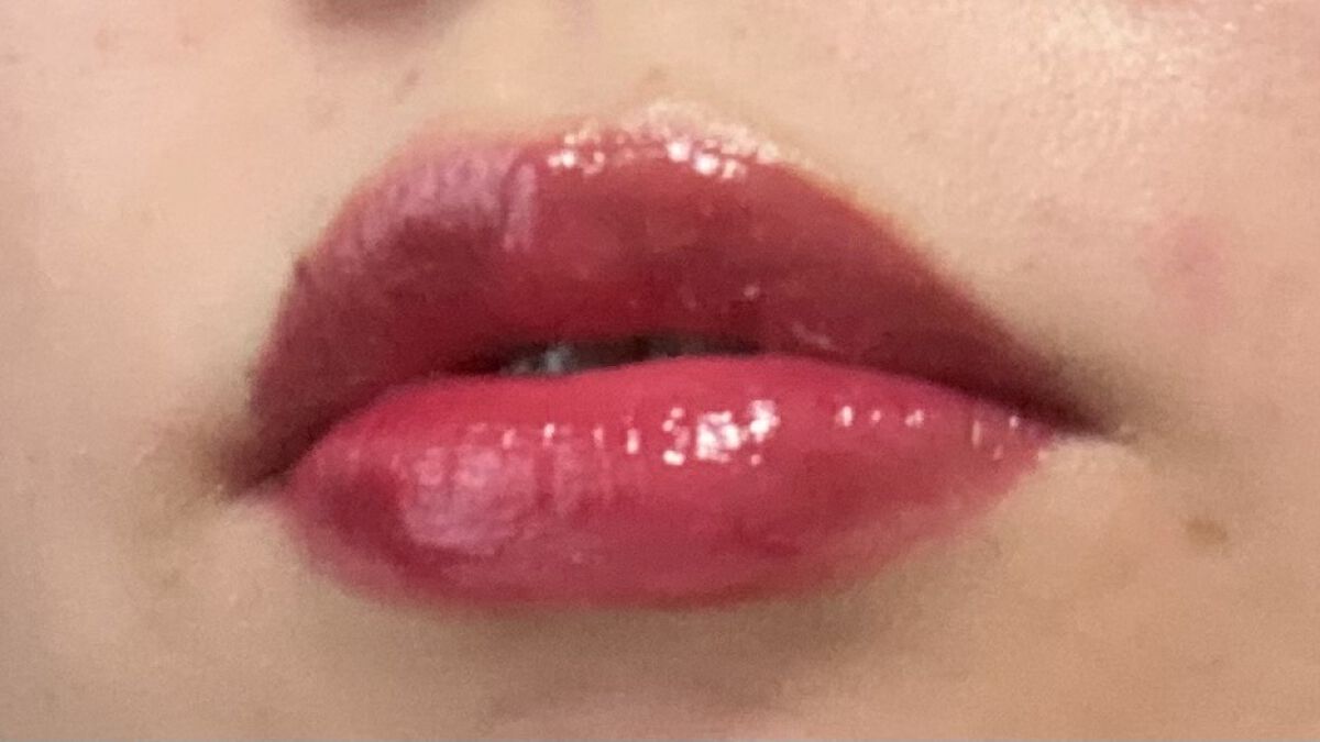  ルージュ アンリミテッド リキッド ラッカー WN 04/shu uemura/口紅を使ったクチコミ（2枚目）