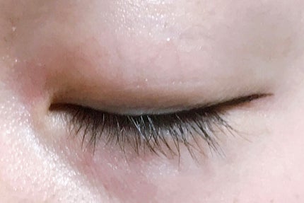 スキルレスライナー/LUMIURGLAS/リキッドアイライナーを使ったクチコミ(5枚目)