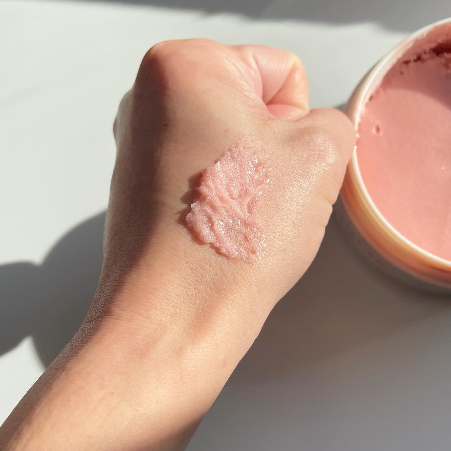 Q+Me スウィート ボム タラソ スクラブ/AGARISM/バスト・ヒップケアを使ったクチコミ（3枚目）