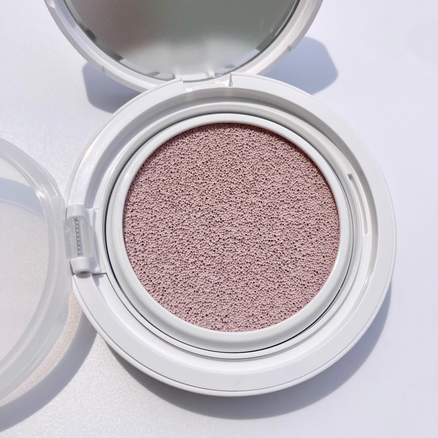 コンプリメントシリーズクッション 紫色(ボラ)/Ameli/クッションファンデーションを使ったクチコミ（2枚目）