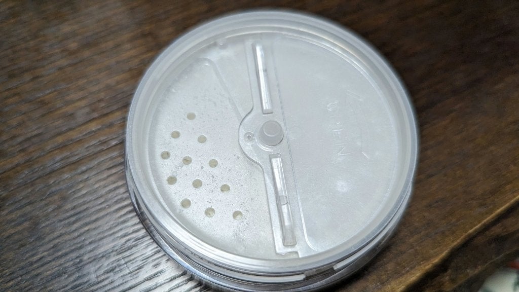 ナイトミネラルファンデーション/エトヴォス/ルースパウダーを使ったクチコミ(3枚目)