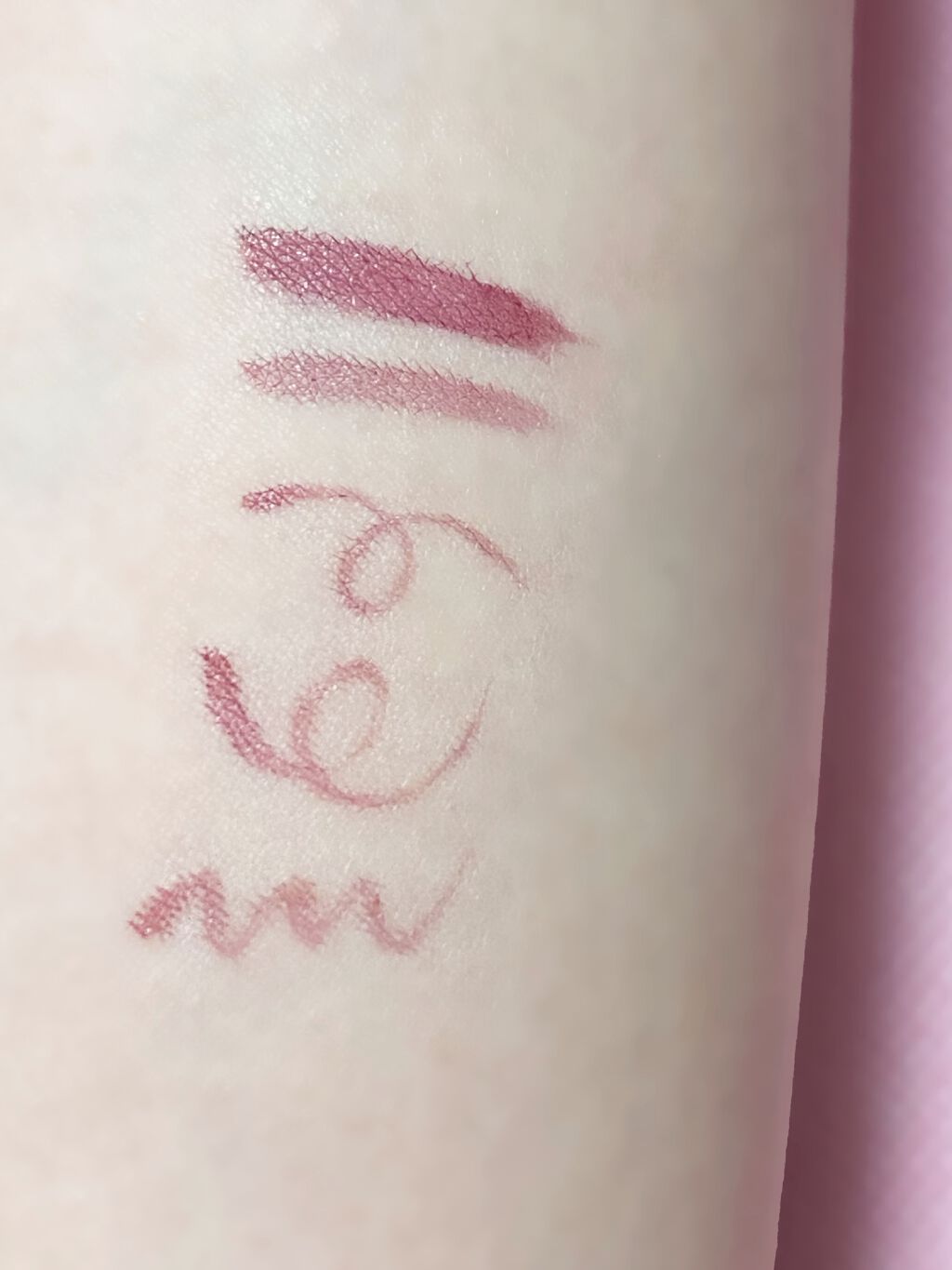 モテライナー リキッド/UZU BY FLOWFUSHI/リキッドアイライナーを使ったクチコミ（1枚目）