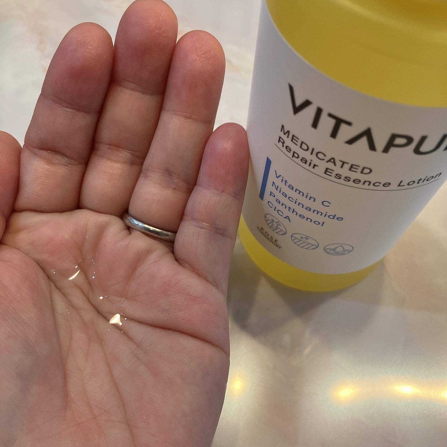 ビタプル リペアアクアリージェルクリーム/VITAPURU/フェイスクリームを使ったクチコミ（2枚目）