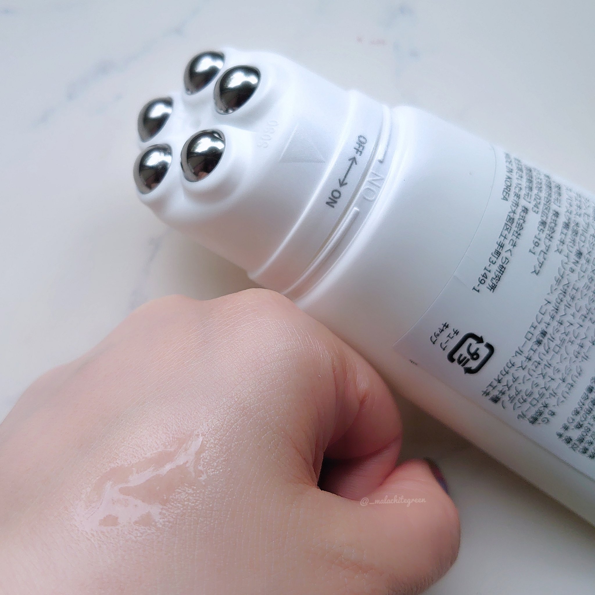 Vフィット ローラー クリーム/HUE_CALM/フェイスクリームを使ったクチコミ（2枚目）