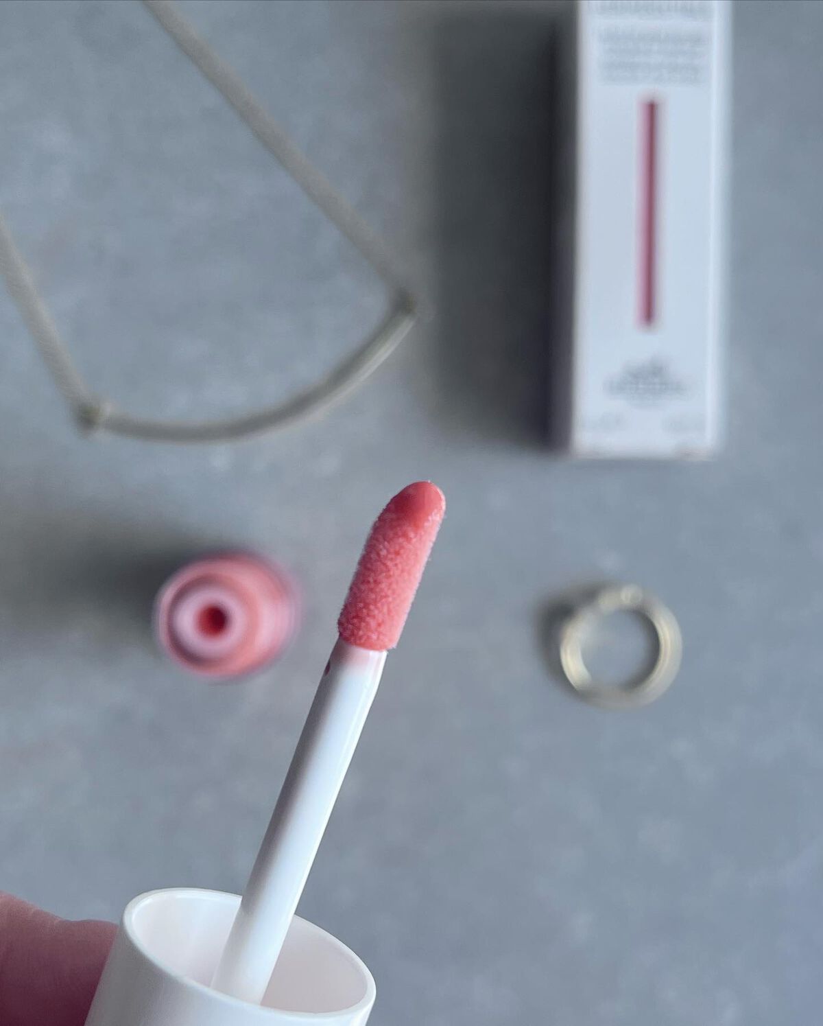 エルメジスティブル 05 ローズ・コラ/エルメス/リップオイルを使ったクチコミ（3枚目）