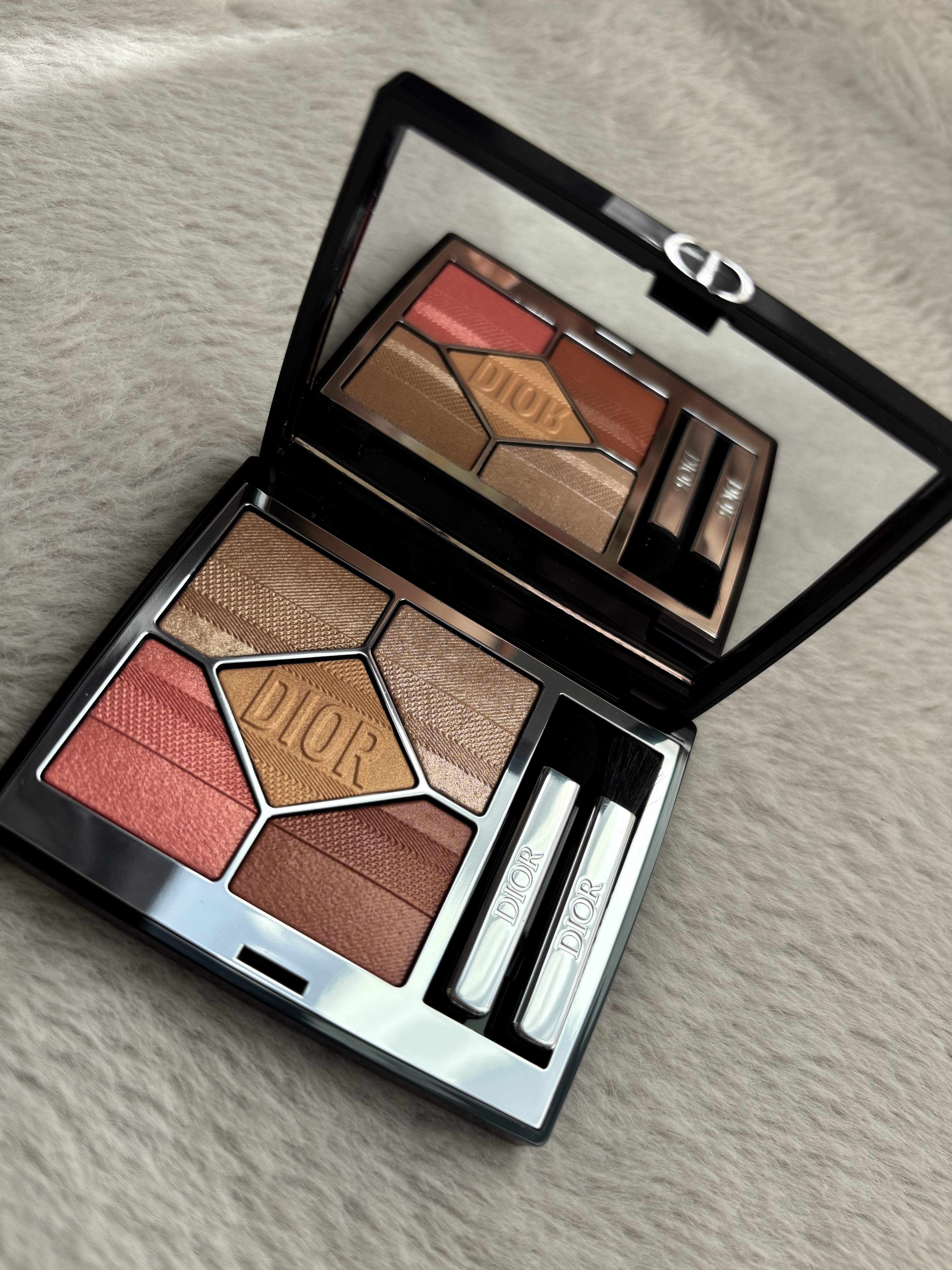 【旧】ディオールショウ サンク クルール（プラン ドゥ パリ コレクション限定品） 663 サントノーレ/Dior/アイシャドウを使ったクチコミ（1枚目）