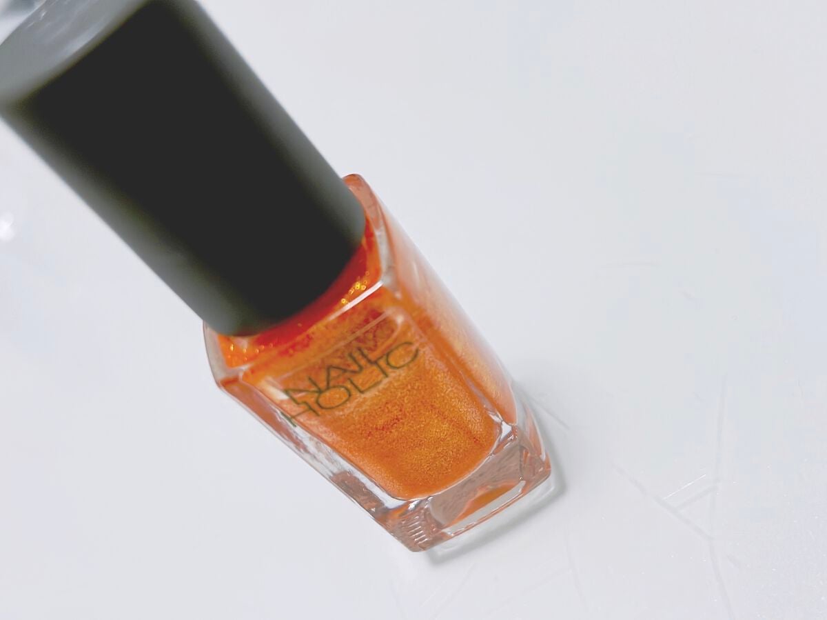 ネイルホリック リミテッドカラー Sparkle ornament/ネイルホリック/マニキュアを使ったクチコミ(3枚目)