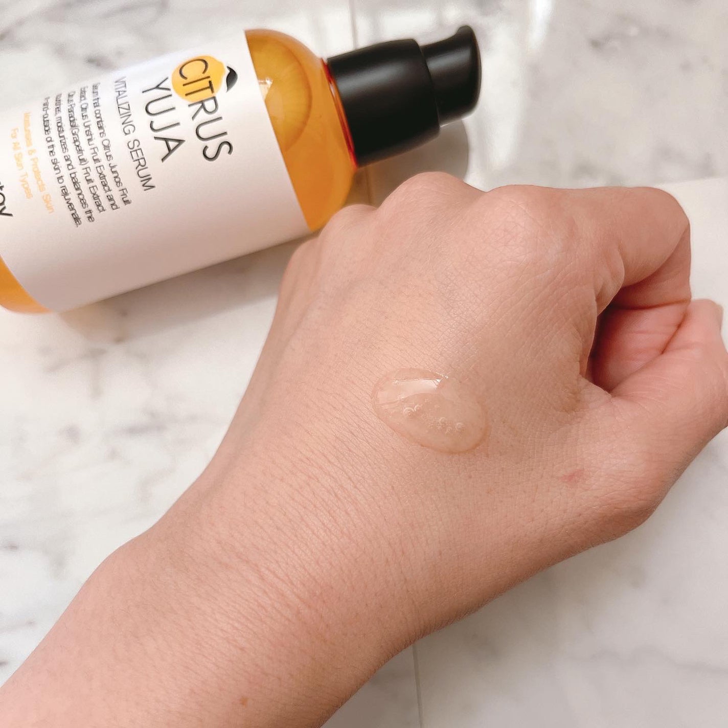 シトラスゆずバイタライジングアンプル/Farmstay/美容液を使ったクチコミ(7枚目)