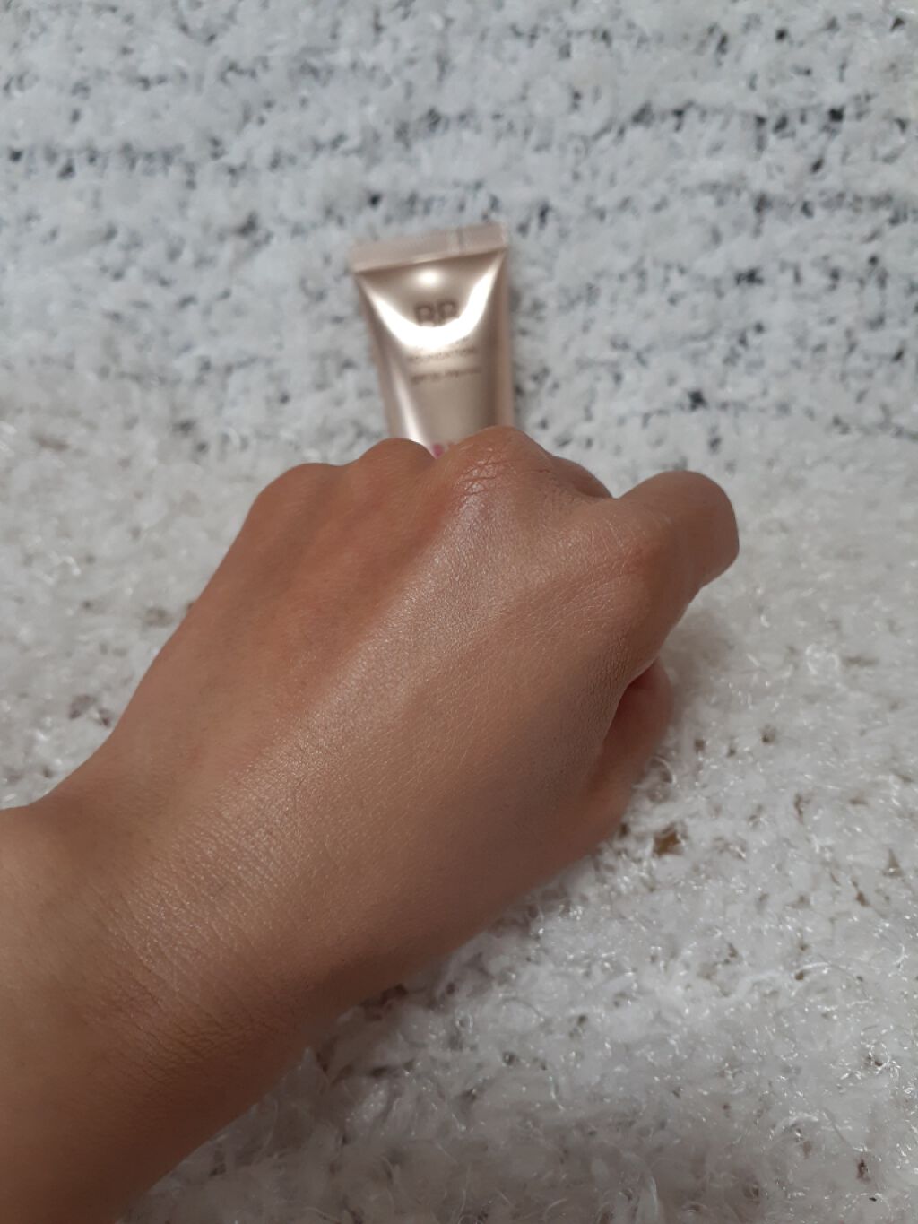 美つやBBジェルクリーム トーンアップカラー/プリオール/BBクリームを使ったクチコミ(3枚目)