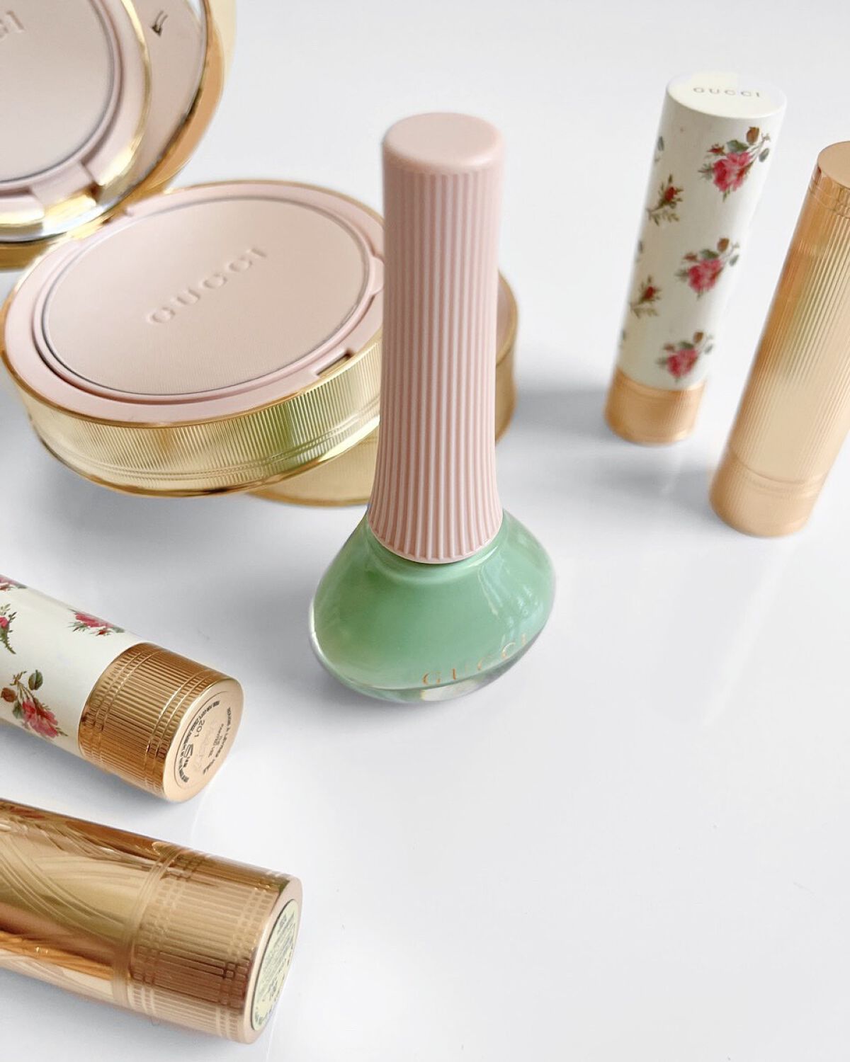 グッチ ルージュ ア レーヴル サタン/GUCCI beauty/口紅を使ったクチコミ（3枚目）