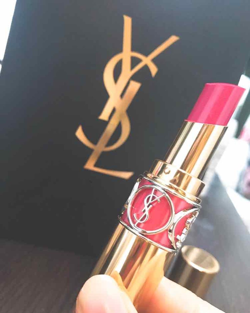 ルージュ ヴォリュプテ シャイン/YVES SAINT LAURENT BEAUTE/口紅を使ったクチコミ(1枚目)