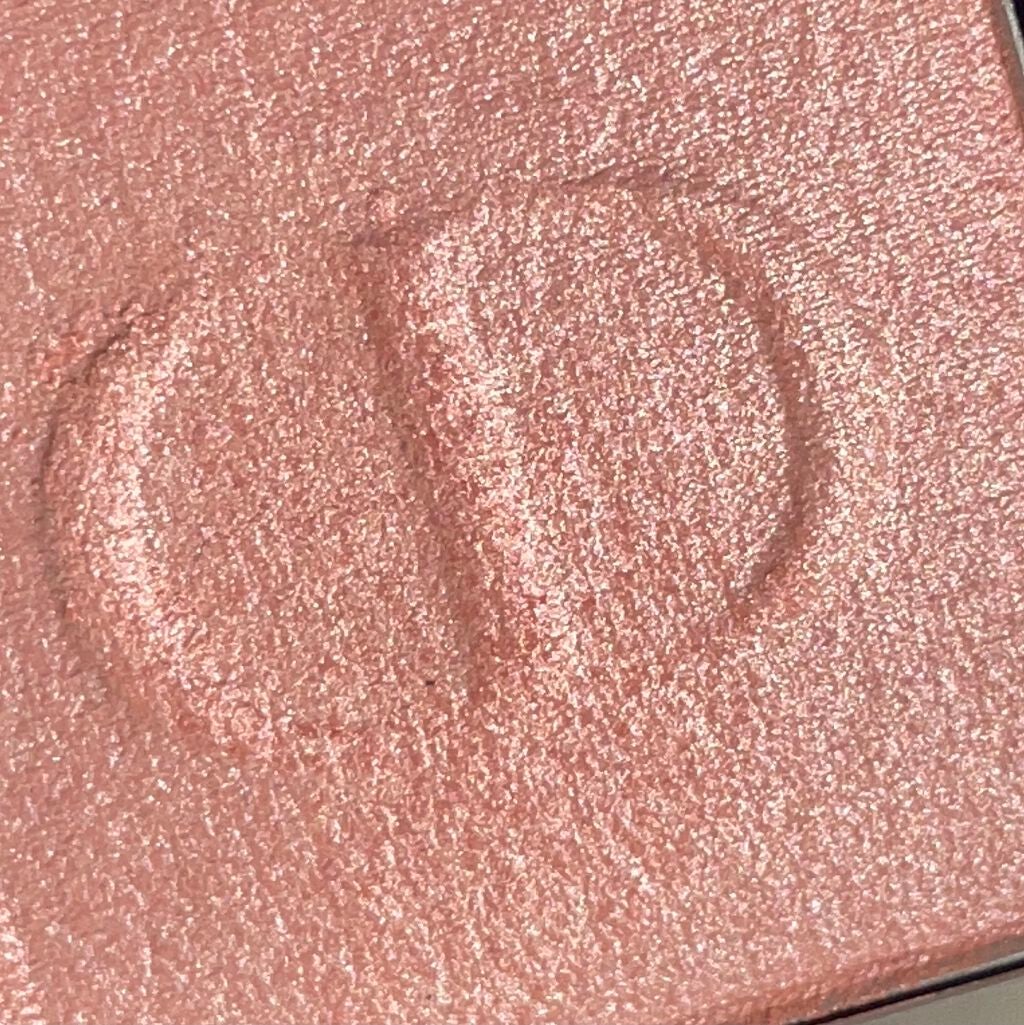 モノ クルール クチュール/Dior/単色アイシャドウを使ったクチコミ(3枚目)