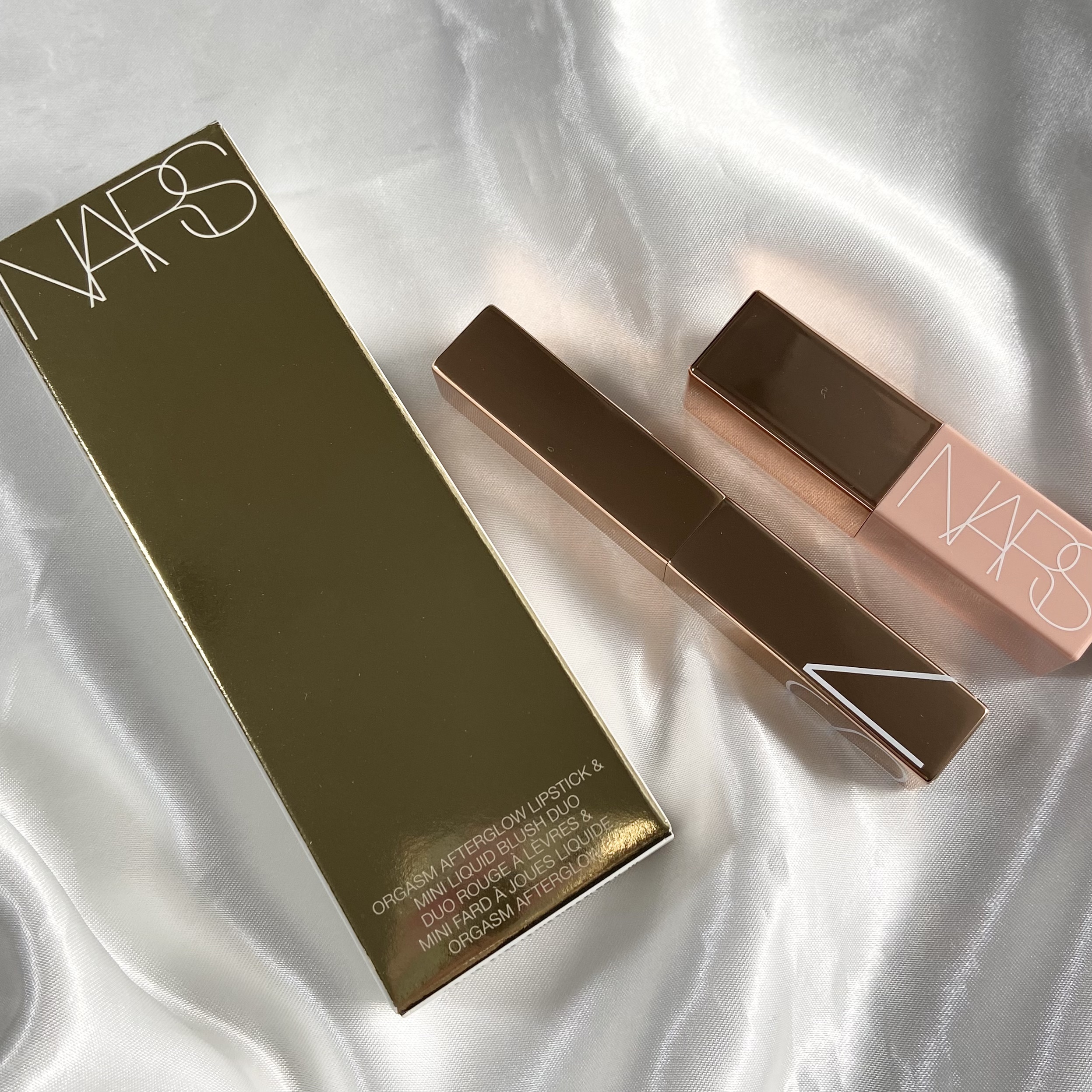  オーガズム アフターグロー リップスティック ＆ ミニリキッドブラッシュデュオ/NARS/メイクアップキットを使ったクチコミ（1枚目）