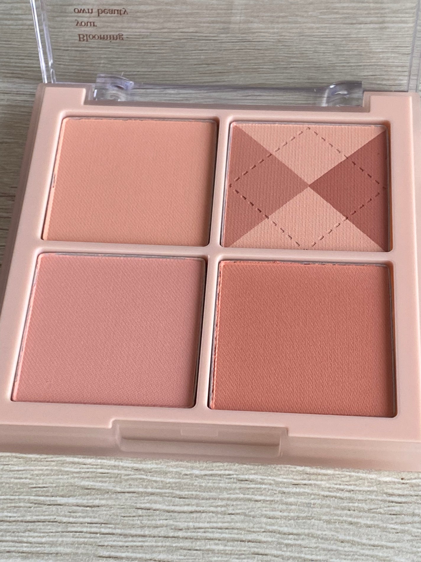 ブレンディングムードチーク/dasique/パウダーチークを使ったクチコミ(1枚目)