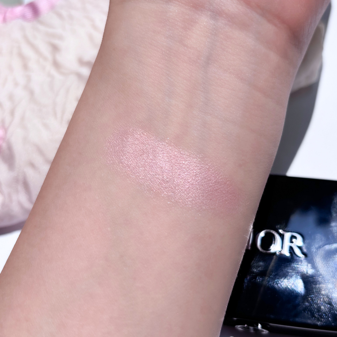 ディオールショウ モノ クルール 826 ローズ モンテーニュ/Dior/アイシャドウを使ったクチコミ（2枚目）