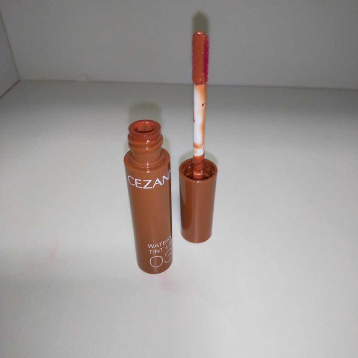 ウォータリーティントリップ/CEZANNE/リップティントを使ったクチコミ(3枚目)