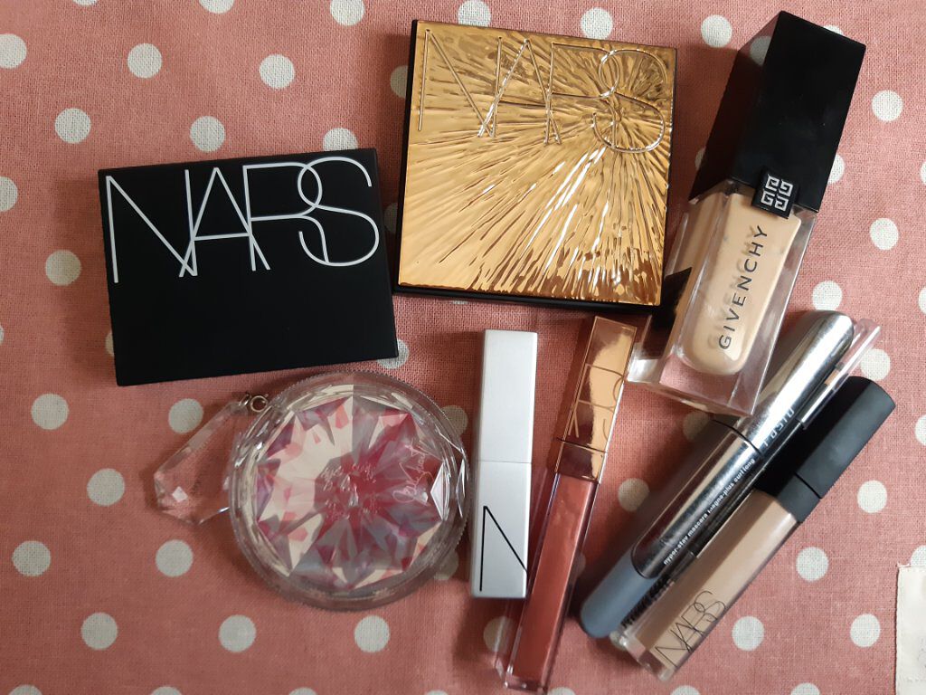 ライトリフレクティングセッティングパウダー　プレスト　N/NARS/プレストパウダーを使ったクチコミ（1枚目）