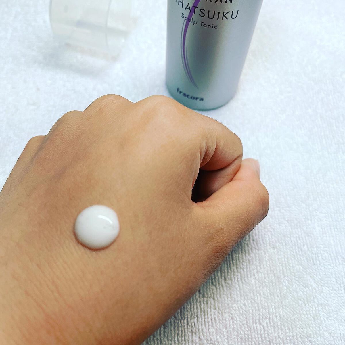 HITOKAN BIHATSUIKU スカルプトニック/fracora/頭皮ローションを使ったクチコミ(4枚目)