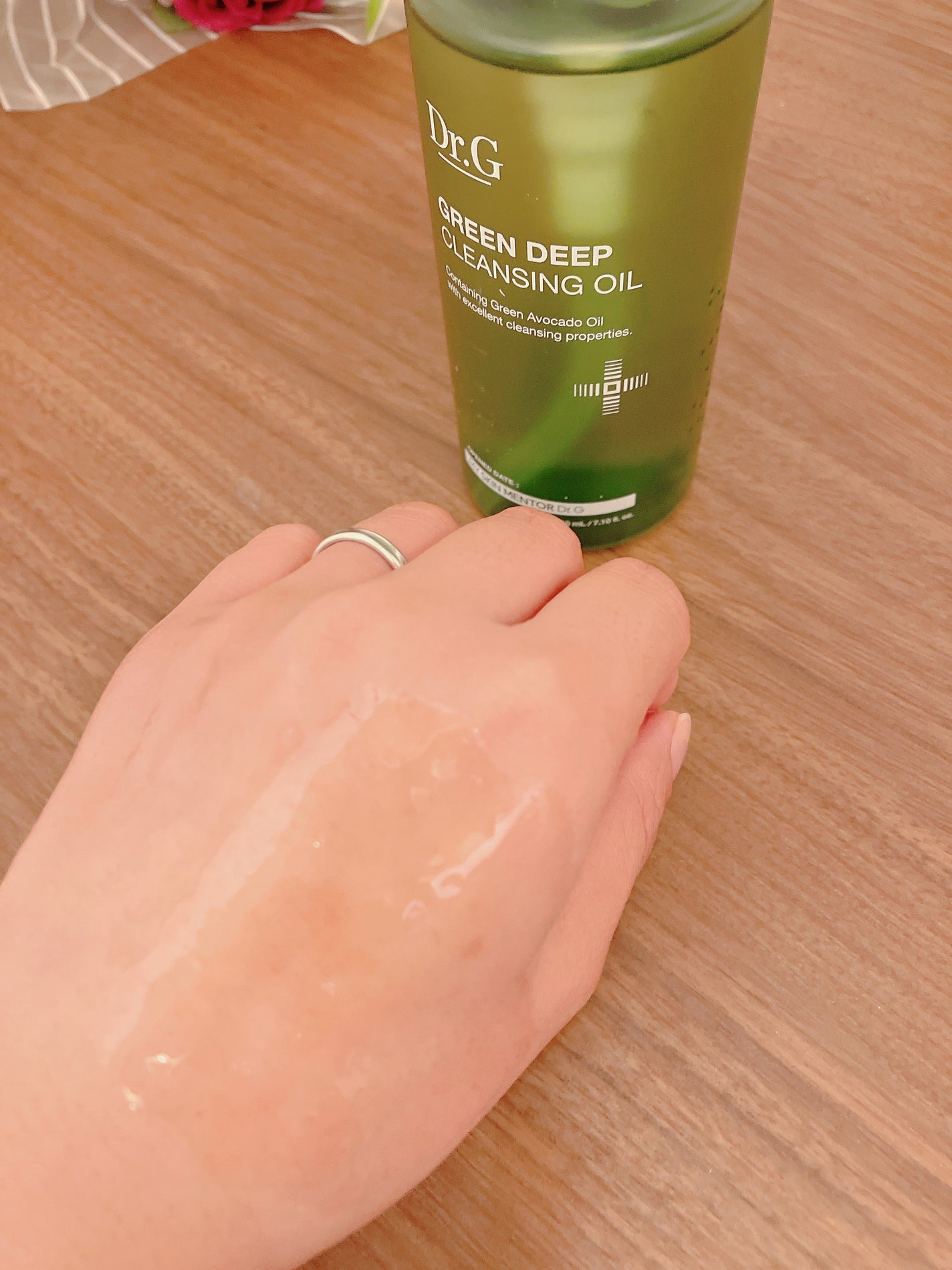 グリーンディープクレンジングオイル/Dr.G/オイルクレンジングを使ったクチコミ(3枚目)