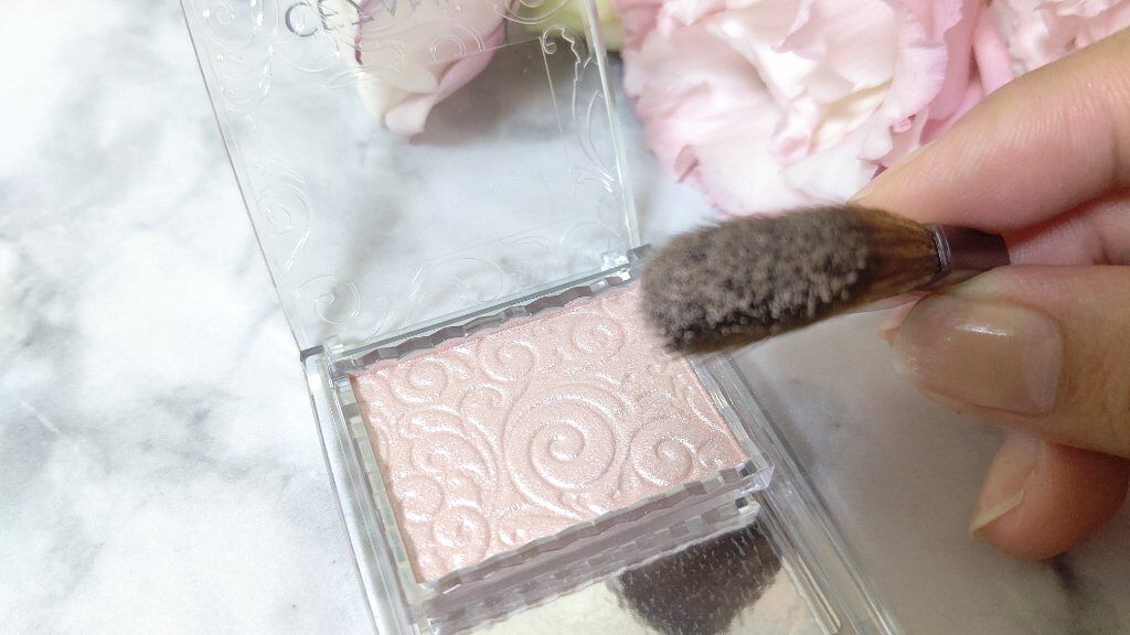 パールグロウハイライト/CEZANNE/パウダーハイライトを使ったクチコミ(3枚目)