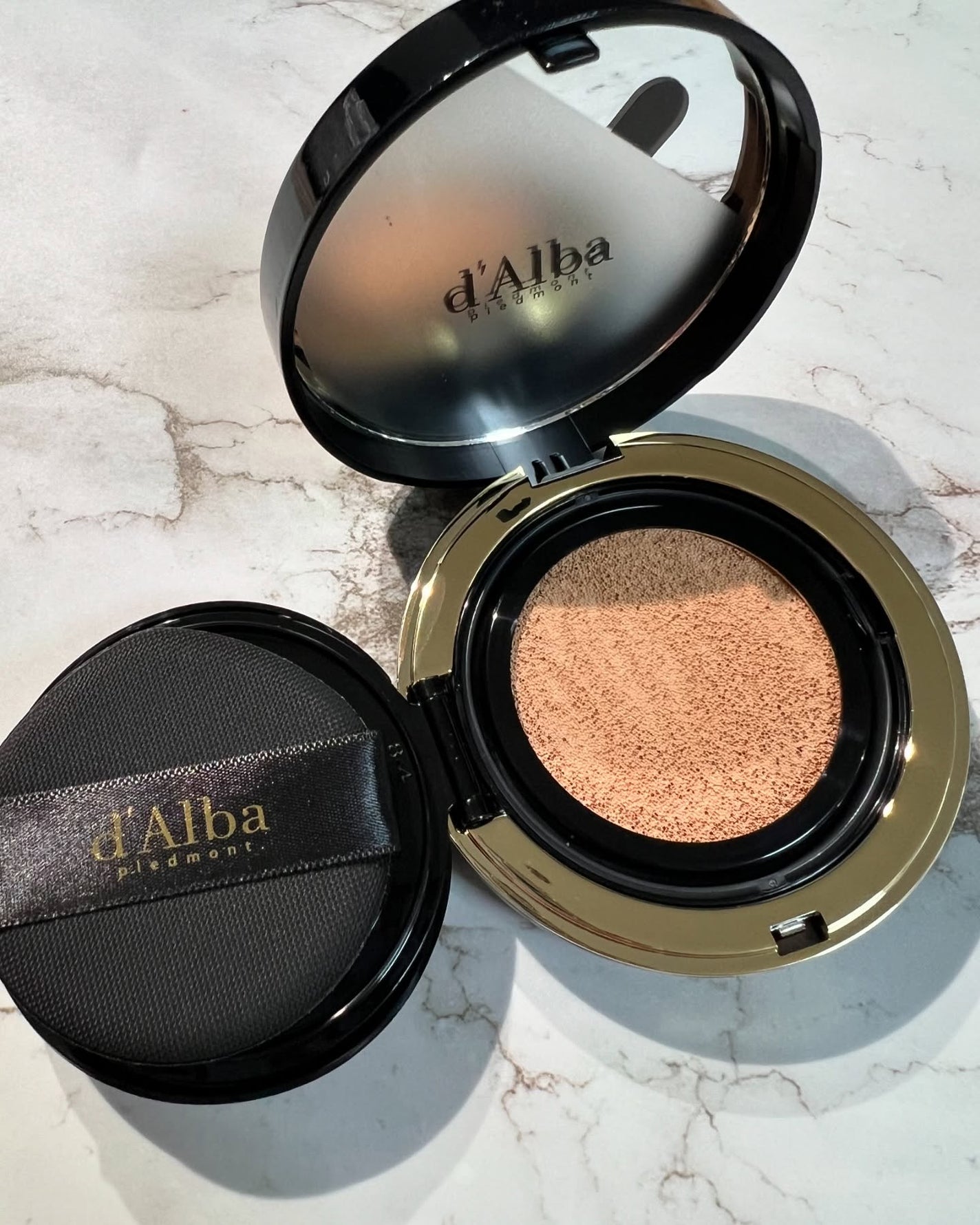 グロウフィットセラムカバークッション/ダルバ/クッションファンデーションを使ったクチコミ(2枚目)